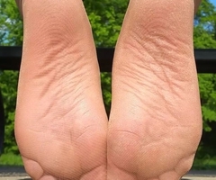 Heiße Asiatin JULIA 25 J. zum Anfassen